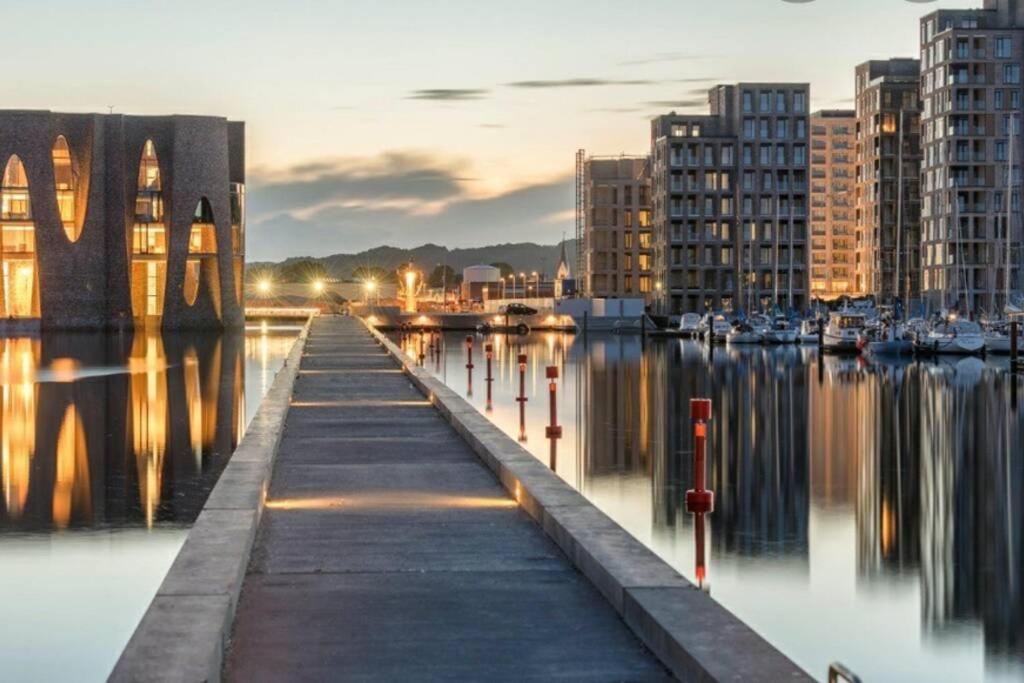 Helt Hus Naer Vejle Fjord Og Indkobs Center Villa Exterior photo