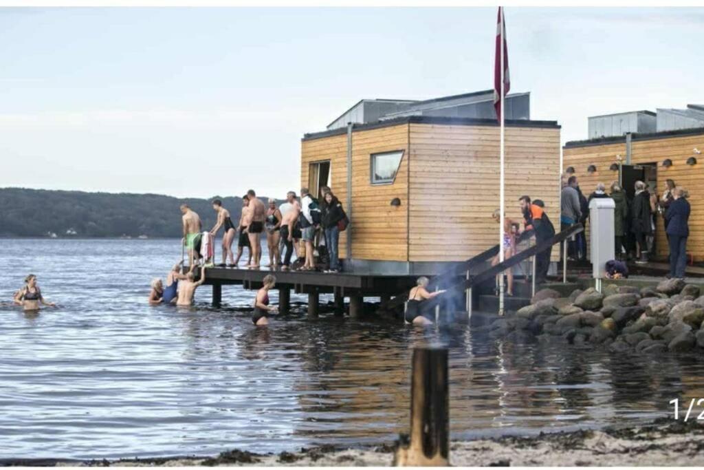 Helt Hus Naer Vejle Fjord Og Indkobs Center Villa Exterior photo